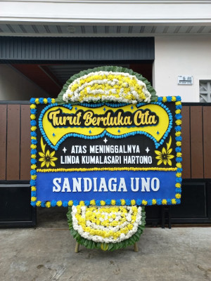 Papan Bunga Duka di Warung Jaud